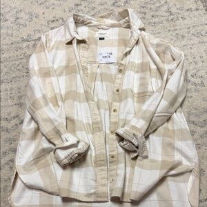 AE women’s flannel